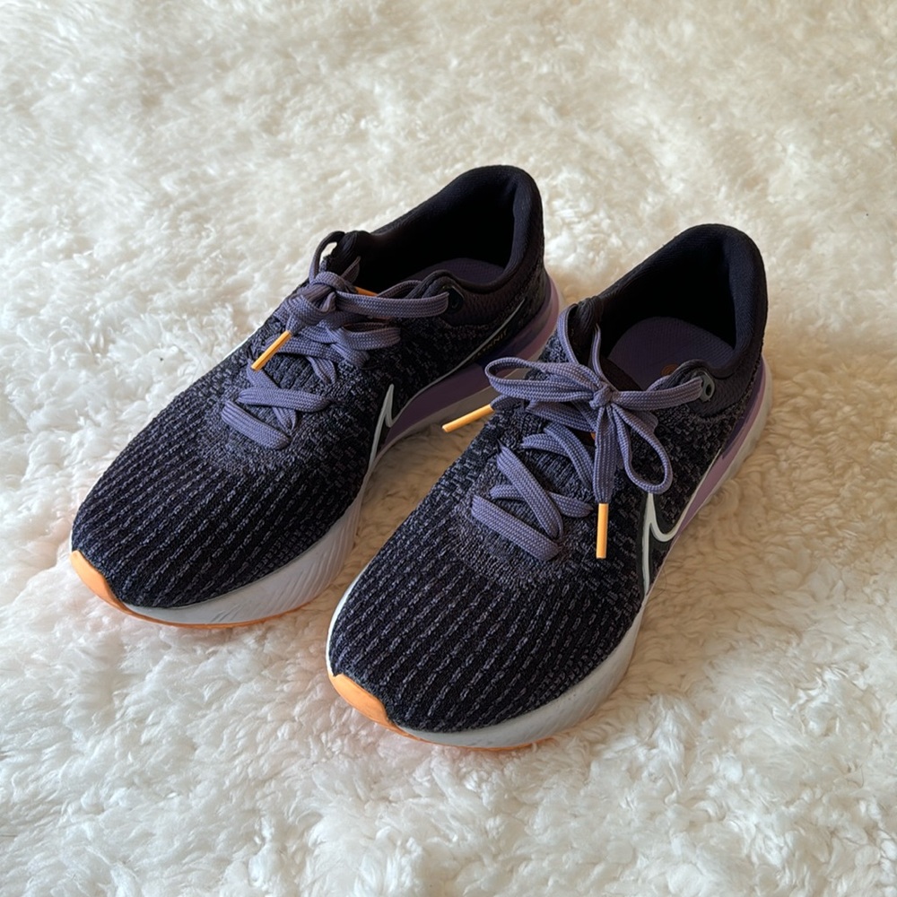 Nike Flyknit React running shoe - womens size 7.5